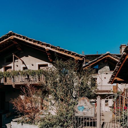 Au Coeur Du Village Chambres D'Hotes & Spa Arnad Eksteriør bilde