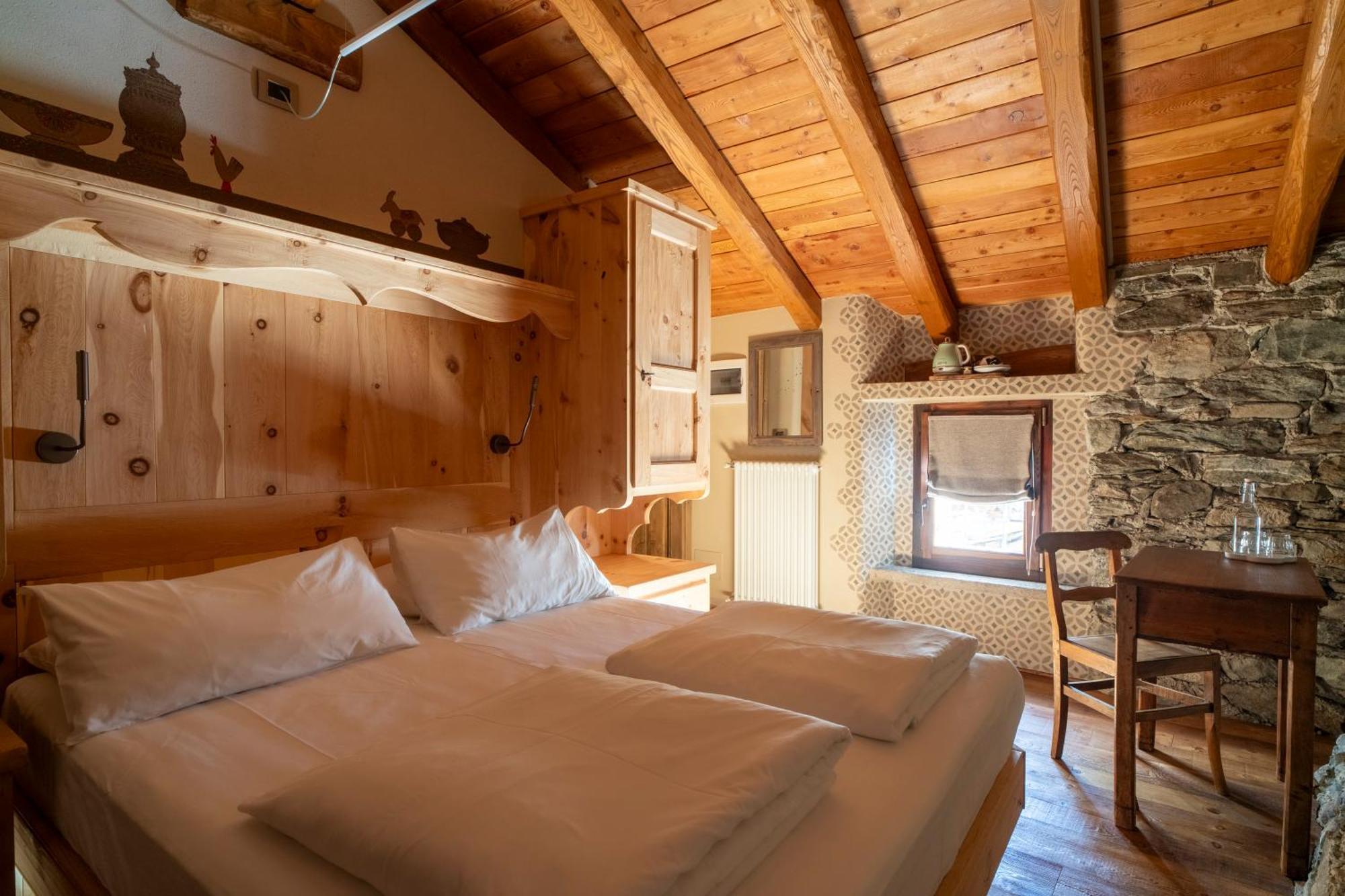 Au Coeur Du Village Chambres D'Hotes & Spa Arnad Eksteriør bilde