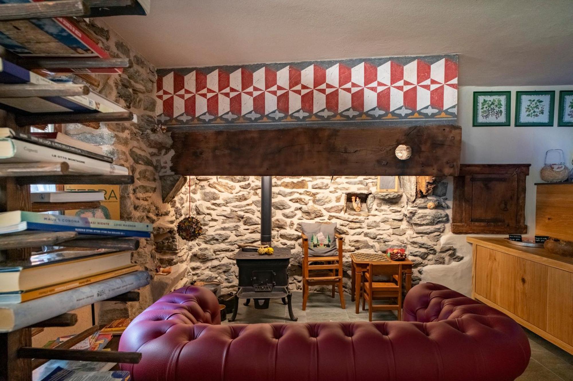 Au Coeur Du Village Chambres D'Hotes & Spa Arnad Eksteriør bilde